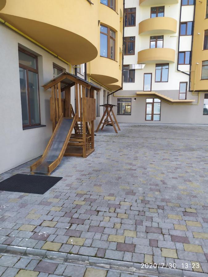 ул. роксоланы , 16 центр 300 м. до бювета новый дом 2018 года *